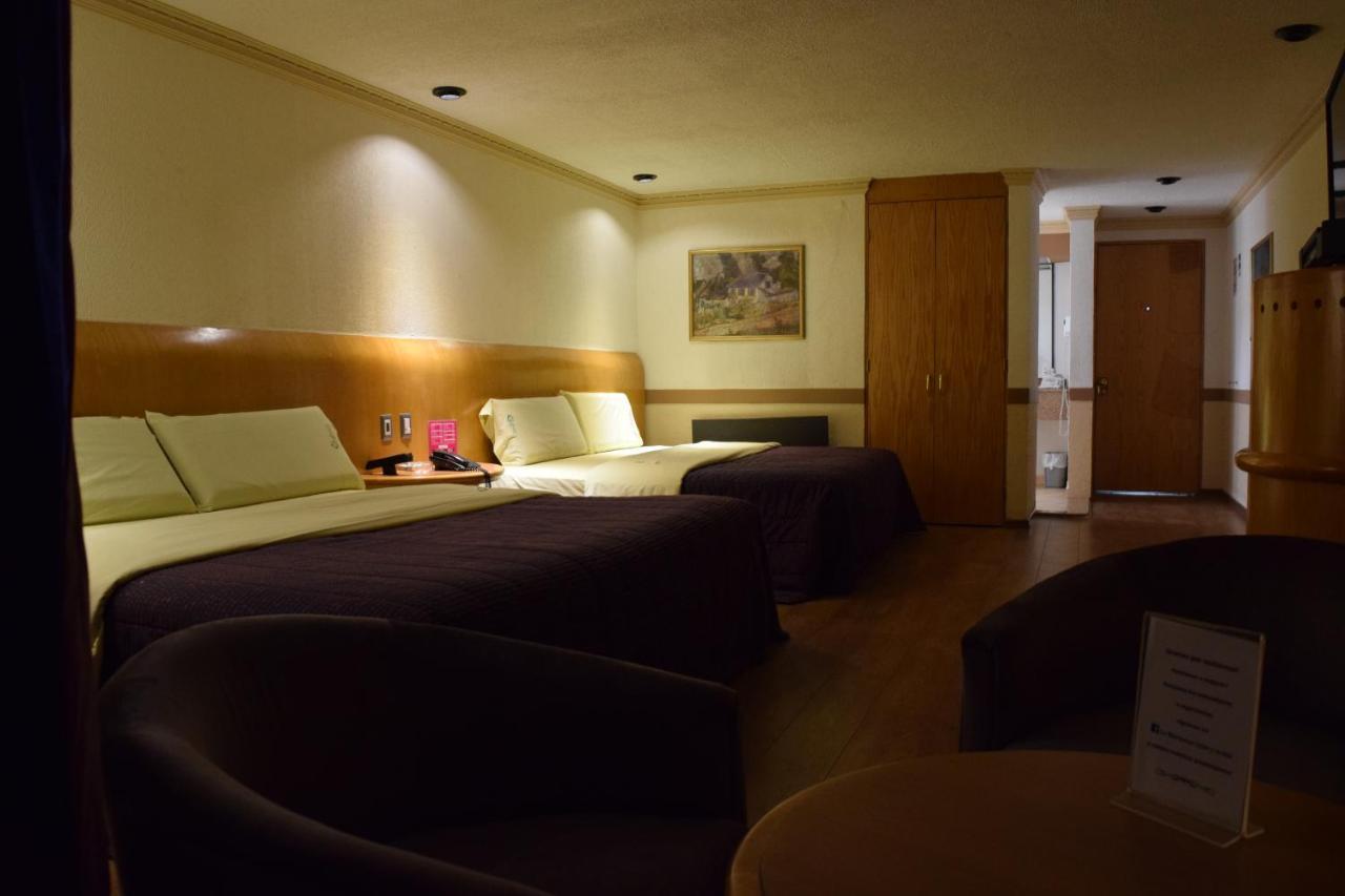 Hotel & Suites La Marquesa Toluca Esterno foto