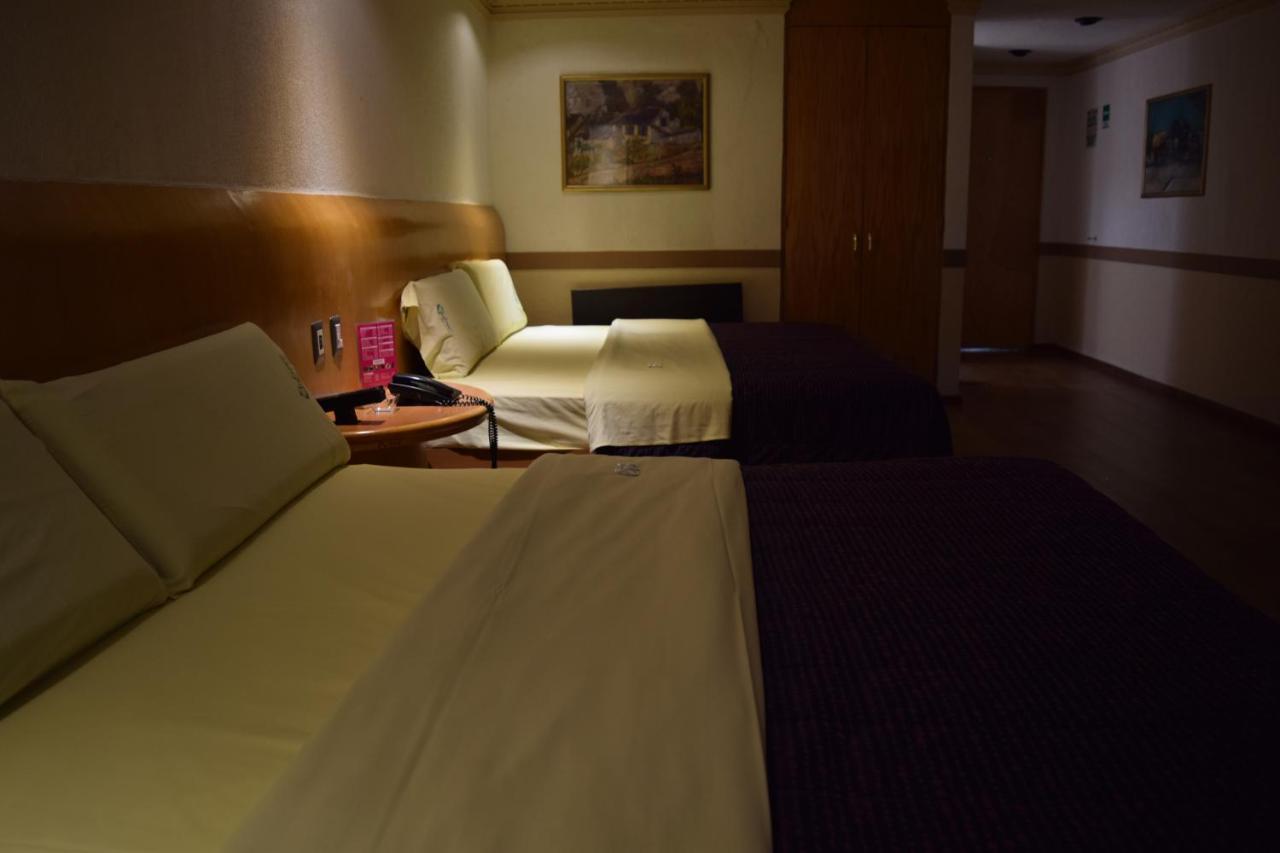 Hotel & Suites La Marquesa Toluca Esterno foto