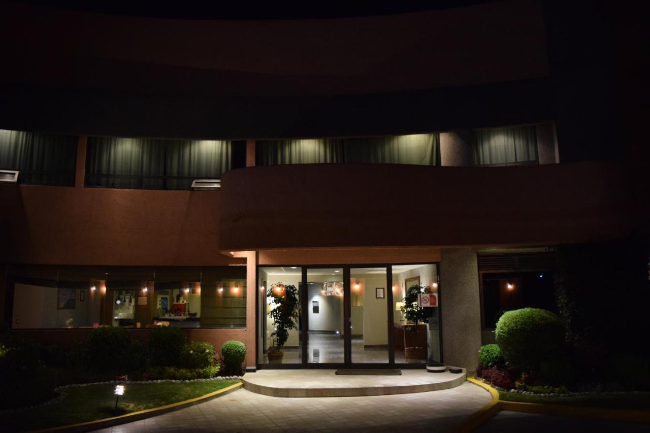 Hotel & Suites La Marquesa Toluca Esterno foto