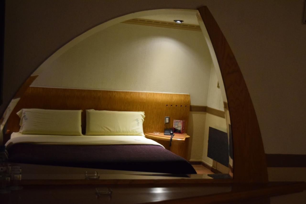 Hotel & Suites La Marquesa Toluca Esterno foto