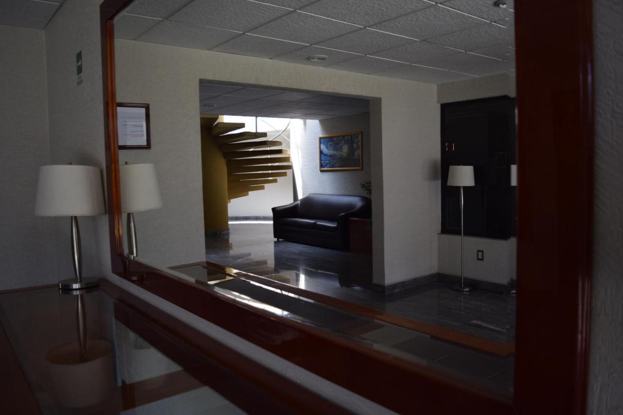Hotel & Suites La Marquesa Toluca Esterno foto